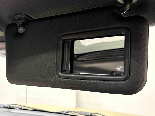 タフト Ｇ　クロムベンチャー　ディスプレイオーディオ　スカイフィールトップ　クロムパック　メッキパック　シルバーアンダーガーニッシュ　インテリアアクセント　ＬＥＤオートライト＆フォグランプ　電動パーキングブレーキ　バックカメラ　アルミホイール（27枚目）