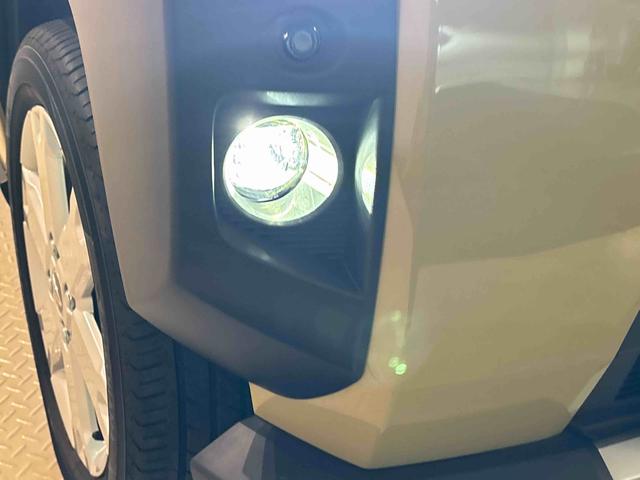 タフト Ｇ　クロムベンチャー　ディスプレイオーディオ　スカイフィールトップ　クロムパック　メッキパック　シルバーアンダーガーニッシュ　インテリアアクセント　ＬＥＤオートライト＆フォグランプ　電動パーキングブレーキ　バックカメラ　アルミホイール（45枚目）