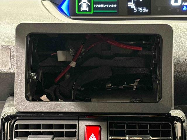 タント カスタムＸ　パノラマモニター対応　前席シートヒーター　両側電動スライドドア　電動パーキングブレーキ　オートブレーキホールド機能　運転席シートリフター　チルトステアリング　格納式リヤドアサンシェード（17枚目）