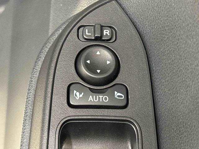 タント カスタムＸ　パノラマモニター対応　前席シートヒーター　両側電動スライドドア　電動パーキングブレーキ　オートブレーキホールド機能　運転席シートリフター　チルトステアリング　格納式リヤドアサンシェード（26枚目）