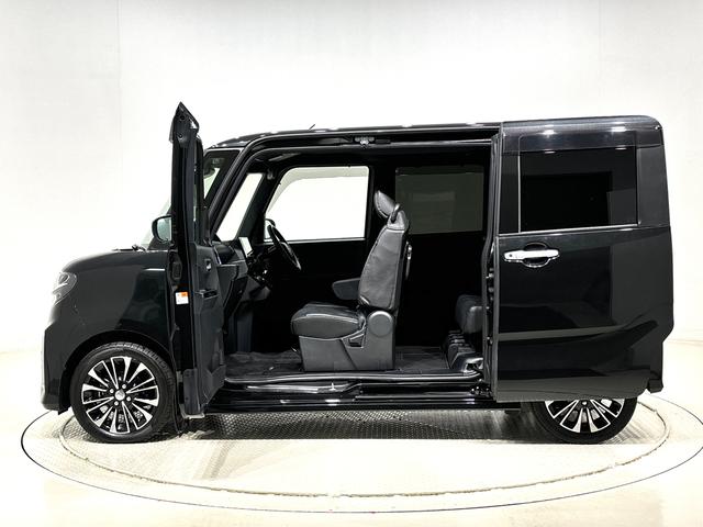 ���~���N���I�[�v���h�A���@�����قǑ�J���I�����������X���C�h�h�A�I���~�肪���₷���A�傫�Ȃ��ו��̐ςݍ��߂����N���N��s���[�����X���C�h�h�A�ŉ^�]�ȑ��Ɠ����̋��x�E�������m�ۂ��܂����B