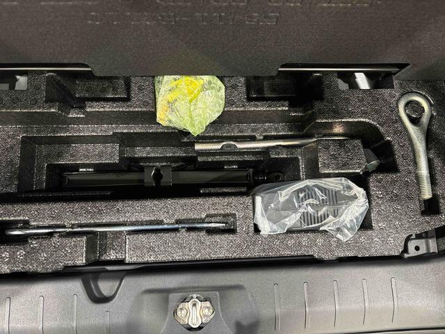 ���Q�[�W���ɂ̓W���b�L��H��A�p���N�C���L�b�g�����[���Ă���܂�