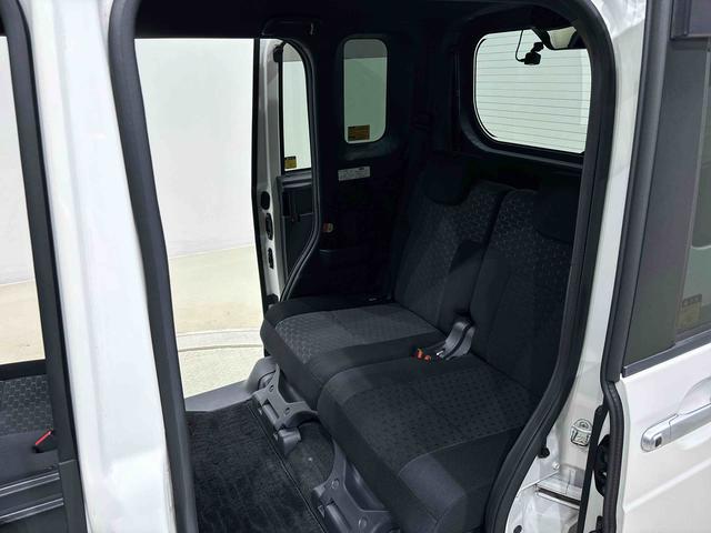 �����V�[�g�́A���E���������O�X���C�h�A���E�������N���C�j���O�V�[�g�ł��B���Ȉ��ɂ��C�z�����