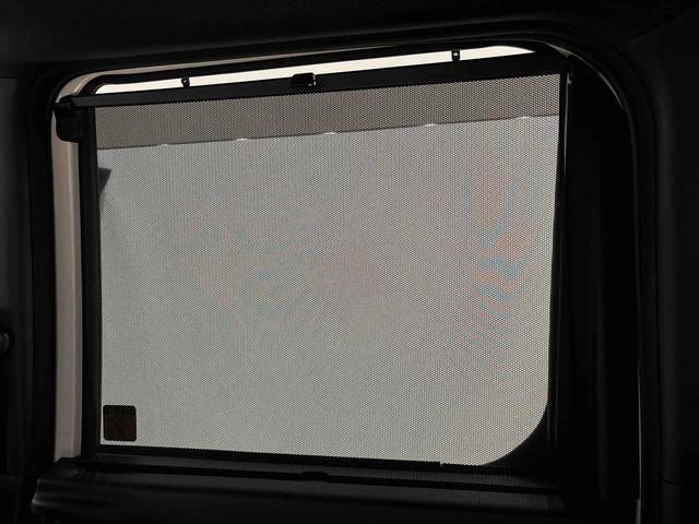 ��Ȃɂ����̕���ῂ����Ȃ��悤�ɓ��������y������i�[�������h�A�T���V�F�[�h���t���Ă܂�