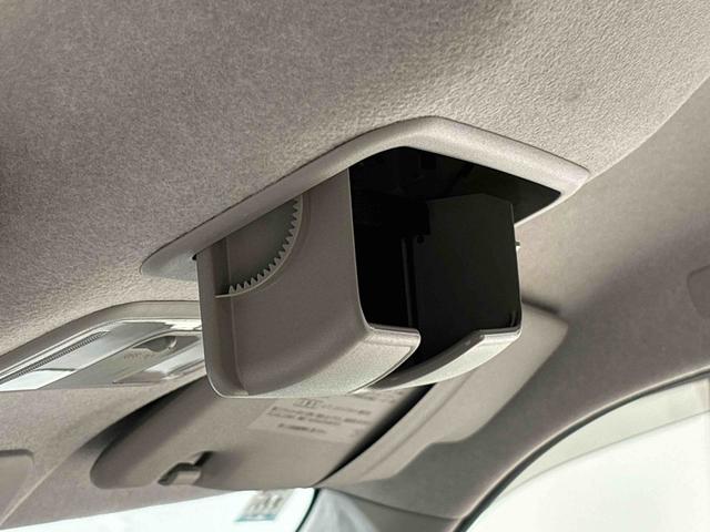 �ዾ��T���O���X�Ȃǂ����[�ł���I�[�o�[�w�b�h�R���\�[��