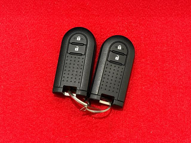 �d�q�J�[�h�L�[���g�т��Ă���΁A���N�G�X�g�X�C�b�`�����������Ńh�A�̎{���Ɖ������s���܂��B����������h�~�ɖ𗧂C���r���C�U�[�@�\�t���ł��B