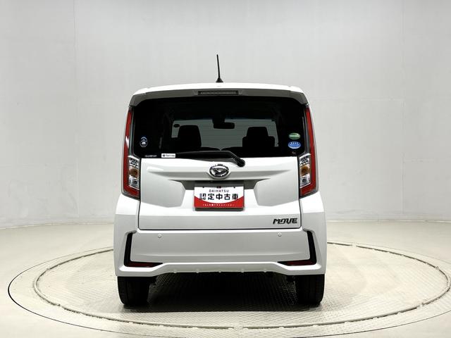 �t�u�J�b�g�K���X��S�ʂɍ̗p�B���ׂĂ̐ȂŎ��O�����V���b�g�A�E�g�I