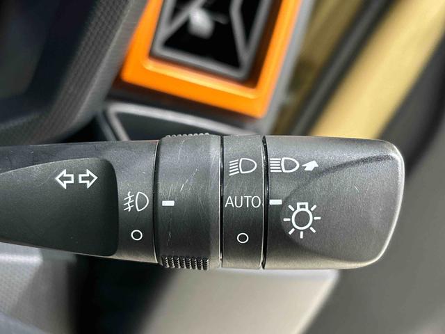 タフト G 9インチスマホ連携ディスプレイオーディオ ETC車載器 スカイフィールトップ クロムパック メッキパック シルバーアンダーガーニッシュ インテリアアクセント LEDオートライト&フォグランプ 電動パーキングブレーキ バックカメラ アルミホイール(26枚目)