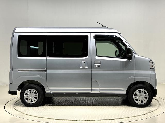 アトレー ＲＳ　ナビゲーション　ドライブレコーダー　電動格納式ドアミラー　両側パワースライドドアウエルカムオープン機能　オートエアコン　ＬＥＤヘッドランプ　ＬＥＤフォグランプ　プッシュボタンスタート　リバース連動リヤワイパー　リヤスモークガラス（10枚目）