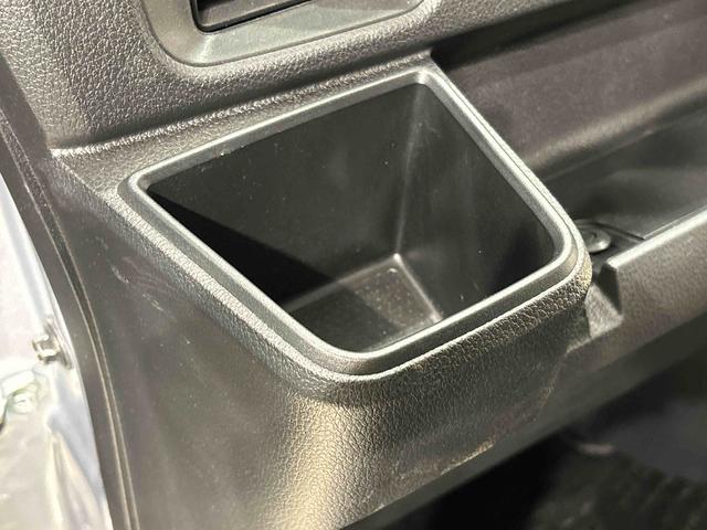 アトレー ＲＳ　ナビゲーション　ドライブレコーダー　電動格納式ドアミラー　両側パワースライドドアウエルカムオープン機能　オートエアコン　ＬＥＤヘッドランプ　ＬＥＤフォグランプ　プッシュボタンスタート　リバース連動リヤワイパー　リヤスモークガラス（32枚目）