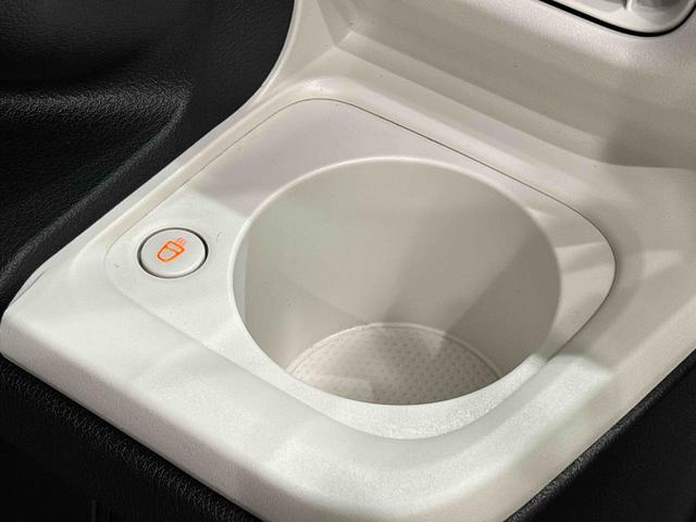 ムーヴキャンバス ストライプスＧ　両側電動スライドドア　キーフリーシステム　純正ナビ装着用アップグレードパック　運転席・助手席シートヒーター　電動パーキングブレーキ　オートブレーキホールド機能　フルＬＥＤヘッドランプ　３６０°スーパーＵＶ＆ＩＲカットガラス　オートエアコン（26枚目）