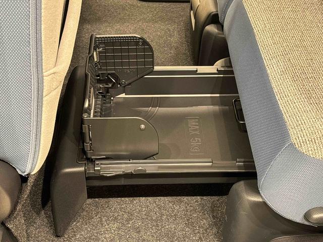 ムーヴキャンバス ストライプスＧ　両側電動スライドドア　キーフリーシステム　純正ナビ装着用アップグレードパック　運転席・助手席シートヒーター　電動パーキングブレーキ　オートブレーキホールド機能　フルＬＥＤヘッドランプ　３６０°スーパーＵＶ＆ＩＲカットガラス　オートエアコン（36枚目）