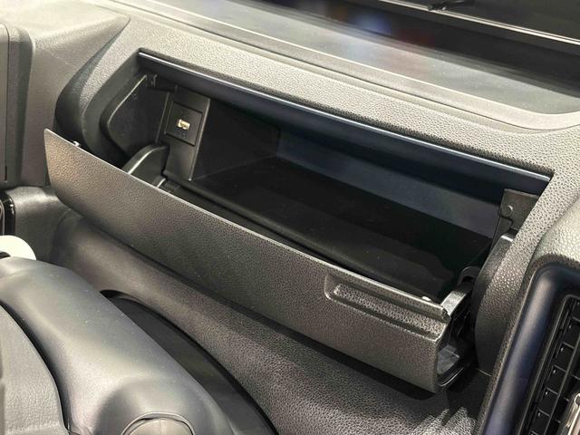 タント カスタムＲＳ　コーナーセンサー　シートバックテーブル　ＬＥＤオートライト　パワースライドドアウェルカムオープン機能　電動パーキングブレーキ　運転席助手席シートヒーター　アルミホイール　キーフリーシステム　　オート電動格納式ドアミラー（28枚目）