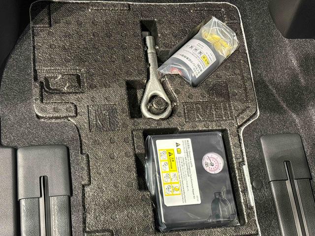 タント カスタムＲＳ　コーナーセンサー　シートバックテーブル　ＬＥＤオートライト　パワースライドドアウェルカムオープン機能　電動パーキングブレーキ　運転席助手席シートヒーター　アルミホイール　キーフリーシステム　　オート電動格納式ドアミラー（35枚目）