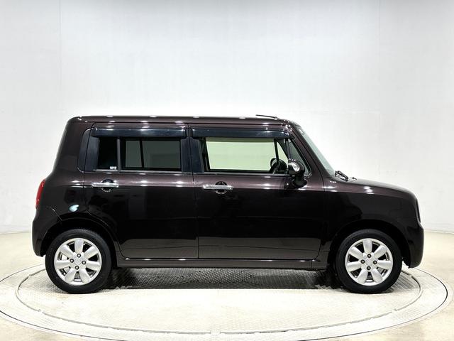 アルトラパン Ｘセレクション　ナビ　ＥＴＣ車載器　運転席側シートヒーター　ハロゲンヘッドライト　運転席シートヒーター　オートエアコン　電動格納ドアミラー　キーフリーシステム　アイドリングストップ（9枚目）