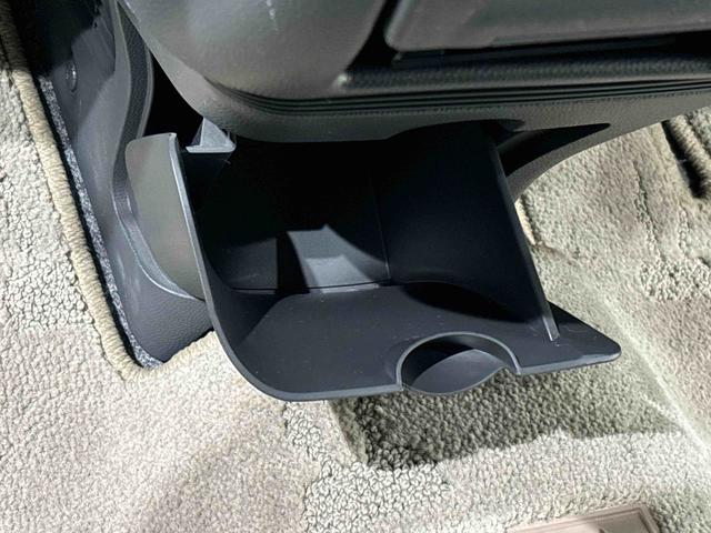 アルトラパン Ｘセレクション　ナビ　ＥＴＣ車載器　運転席側シートヒーター　ハロゲンヘッドライト　運転席シートヒーター　オートエアコン　電動格納ドアミラー　キーフリーシステム　アイドリングストップ（29枚目）