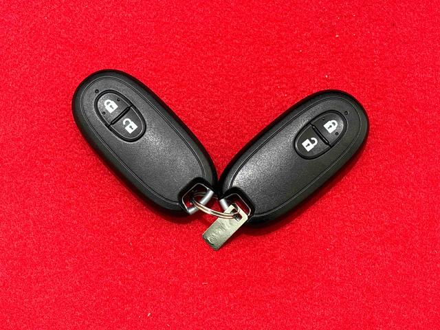 アルトラパン Ｘセレクション　ナビ　ＥＴＣ車載器　運転席側シートヒーター　ハロゲンヘッドライト　運転席シートヒーター　オートエアコン　電動格納ドアミラー　キーフリーシステム　アイドリングストップ（44枚目）