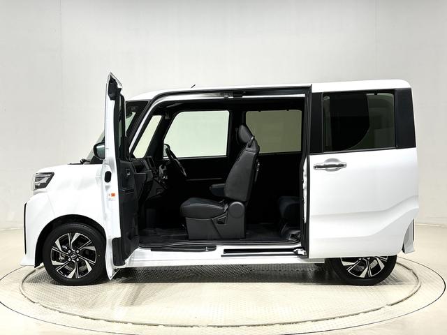 タント カスタムＸ　運転席・助手席シートヒーター　キーフリーシステム　純正ナビ装着用アップグレードパック　両側電動スライドドア　電動パーキングブレーキ　オートブレーキホールド機能　運転席シートリフター　チルトステアリング　格納式リヤドアサンシェード（8枚目）