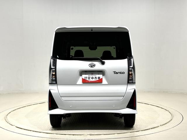 タント カスタムＸ　運転席・助手席シートヒーター　キーフリーシステム　純正ナビ装着用アップグレードパック　両側電動スライドドア　電動パーキングブレーキ　オートブレーキホールド機能　運転席シートリフター　チルトステアリング　格納式リヤドアサンシェード（9枚目）