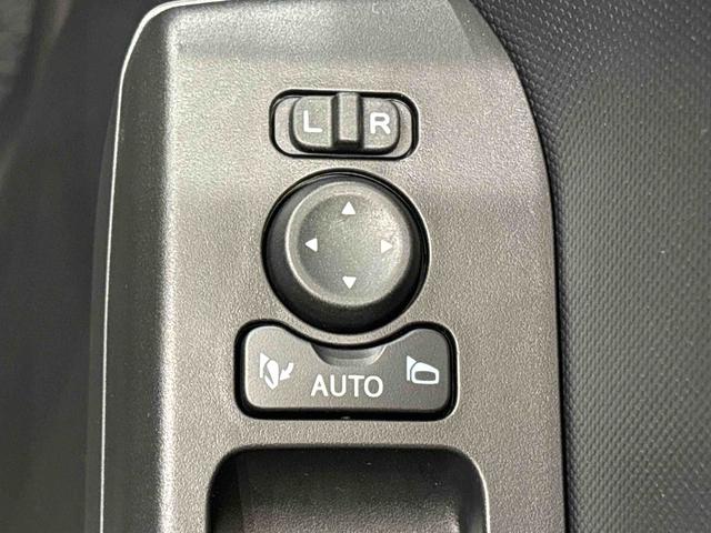 タフト Ｇターボ　クロムベンチャー　バックモニター対応　スカイフィールトップ　クロムパック　メッキパック　シルバーアンダーガーニッシュ　インテリアアクセント　ＬＥＤオートハイビーム＆フォグランプ　電動パーキングブレーキ　バックカメラ　アルミホイール（25枚目）