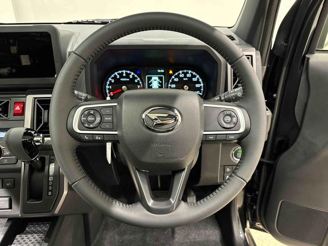 タフト Ｇ　ダーククロムベンチャー　スカイフィールトップ　クロムパック　メッキパック　シルバーアンダーガーニッシュ　インテリアアクセント　ＬＥＤオートライト＆フォグランプ　電動パーキングブレーキ　バックカメラ　アルミホイール（13枚目）