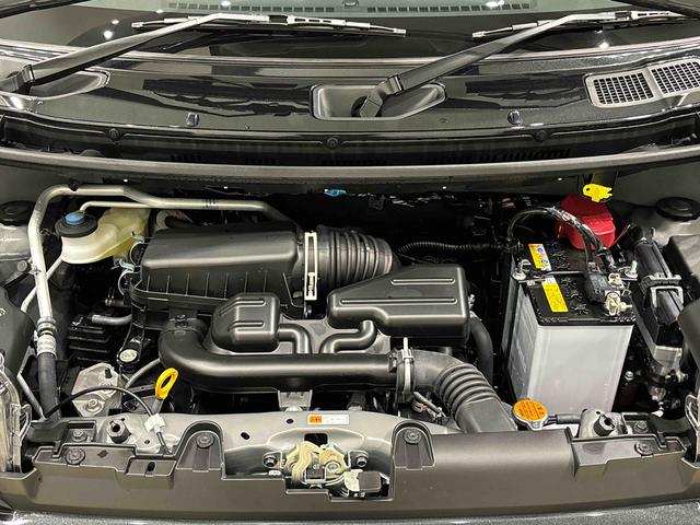 タフト Ｇ　ダーククロムベンチャー　スカイフィールトップ　クロムパック　メッキパック　シルバーアンダーガーニッシュ　インテリアアクセント　ＬＥＤオートライト＆フォグランプ　電動パーキングブレーキ　バックカメラ　アルミホイール（42枚目）