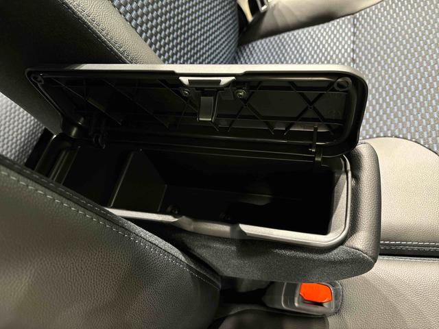 タント カスタムＲＳ　　納車前点検整備付き　ターボ　両側電動スライド　未走行車／Ｒ７年式／メーカー保証あり（保証継承）／延長保証追加できます／ＬＥＤオートライト／パワースライドドアウェルカムオープン機能／助手席イージークローザー（30枚目）