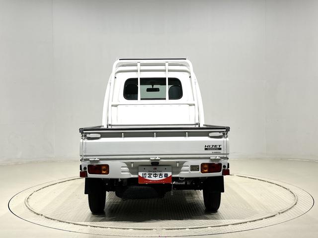 ハイゼットトラック ジャンボ 4MD MT車 AM/FMラジオ スペアタイヤ マニュアルエアコン ハンドサイドブレーキ 運転席・助手席パワーウィンドウ チケットホルダー付きサンバイザー ハロゲンヘッドライト(9枚目)