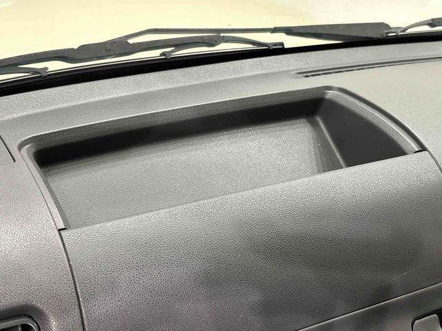 ハイゼットトラック ジャンボ 4MD MT車 AM/FMラジオ スペアタイヤ マニュアルエアコン ハンドサイドブレーキ 運転席・助手席パワーウィンドウ チケットホルダー付きサンバイザー ハロゲンヘッドライト(23枚目)