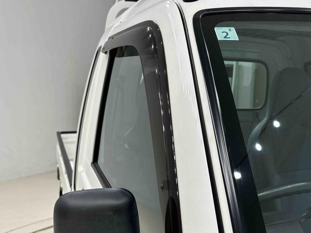 ハイゼットトラック ジャンボ 4MD MT車 AM/FMラジオ スペアタイヤ マニュアルエアコン ハンドサイドブレーキ 運転席・助手席パワーウィンドウ チケットホルダー付きサンバイザー ハロゲンヘッドライト(34枚目)