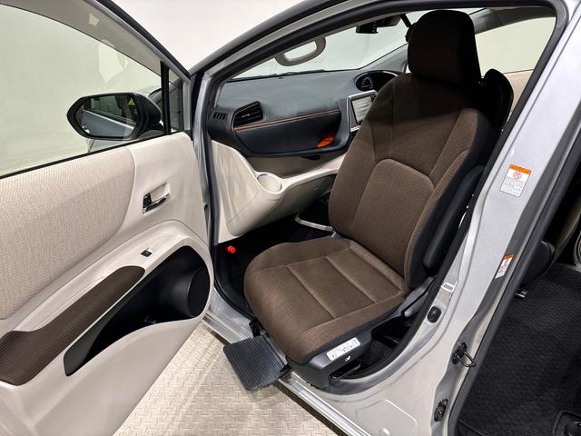 シエンタ Ｇ　スロープタイプ　ナビ　バックカメラ　ＥＴＣ　ドライヴレコーダー　オートエアコン　プッシュスタート　キーフリーシステム　オートライト　両側パワースライドドア　ＬＥＤライト　フォグランプ　ホイールキャップ（10枚目）