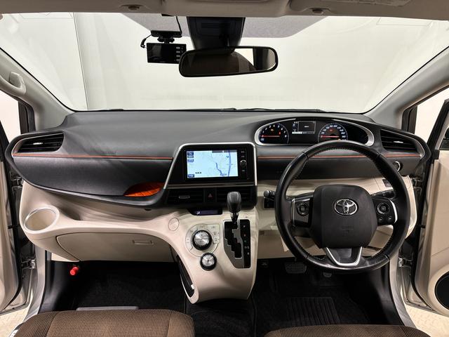 シエンタ Ｇ　スロープタイプ　ナビ　バックカメラ　ＥＴＣ　ドライヴレコーダー　オートエアコン　プッシュスタート　キーフリーシステム　オートライト　両側パワースライドドア　ＬＥＤライト　フォグランプ　ホイールキャップ（19枚目）