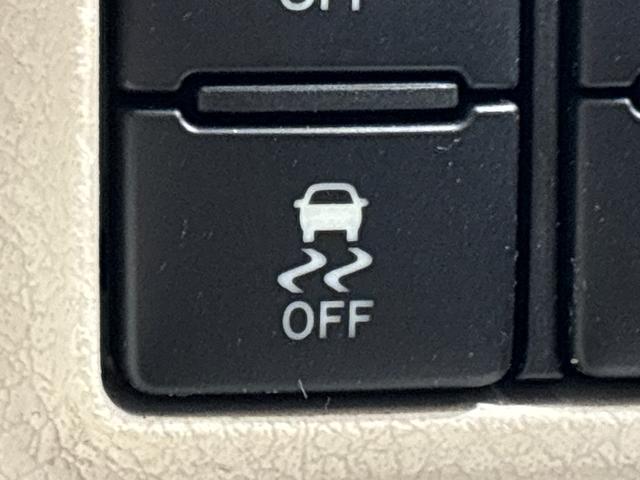 シエンタ Ｇ　スロープタイプ　ナビ　バックカメラ　ＥＴＣ　ドライヴレコーダー　オートエアコン　プッシュスタート　キーフリーシステム　オートライト　両側パワースライドドア　ＬＥＤライト　フォグランプ　ホイールキャップ（31枚目）