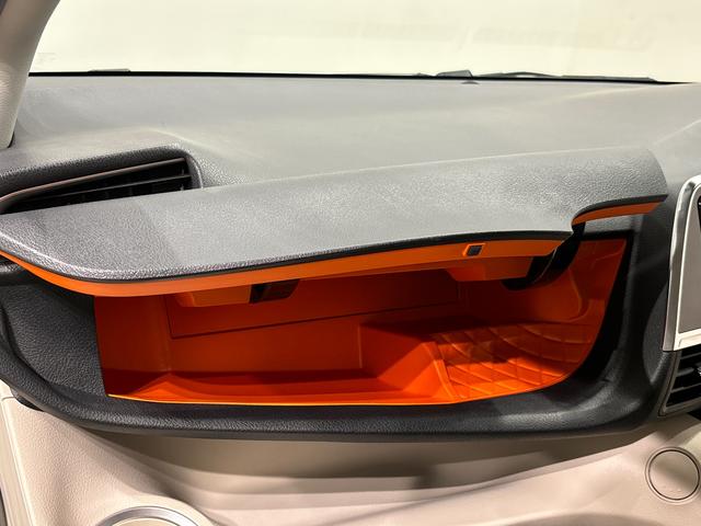 シエンタ Ｇ　スロープタイプ　ナビ　バックカメラ　ＥＴＣ　ドライヴレコーダー　オートエアコン　プッシュスタート　キーフリーシステム　オートライト　両側パワースライドドア　ＬＥＤライト　フォグランプ　ホイールキャップ（38枚目）