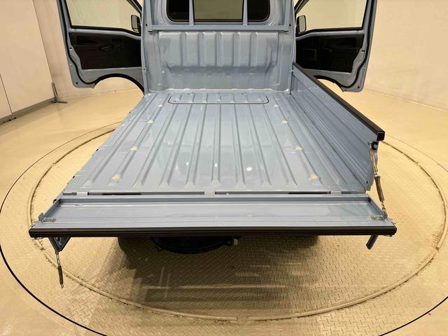 �y�g���b�N�ő�̉ב�t���A��������Ǝ���킸�劈���ב�t���A���Q�C�O�R�O�����B�������i�֐��ԁj�Ȃ�c�E���u���\�B