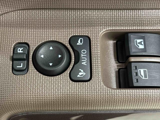 ムーヴキャンバス セオリーＧ　ＬＥＤオートライト・フォグランプ　電動パーキングブレーキ　プッシュボタンスタート　セキュリティアラーム　バックカメラ　両側パワースライドドアウエルカムオープン機能　オート電動格納式ドアミラー（26枚目）