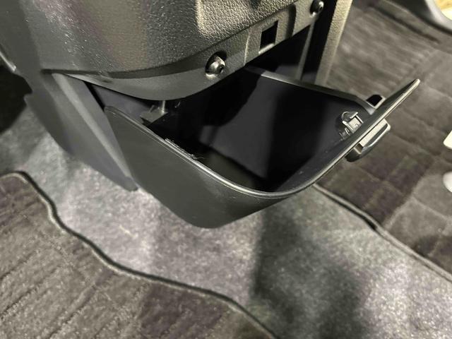 ムーヴキャンバス セオリーＧ　ＬＥＤオートライト・フォグランプ　電動パーキングブレーキ　プッシュボタンスタート　セキュリティアラーム　バックカメラ　両側パワースライドドアウエルカムオープン機能　オート電動格納式ドアミラー（32枚目）