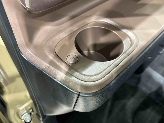 ムーヴキャンバス セオリーＧ　ＬＥＤオートライト・フォグランプ　電動パーキングブレーキ　プッシュボタンスタート　セキュリティアラーム　バックカメラ　両側パワースライドドアウエルカムオープン機能　オート電動格納式ドアミラー（33枚目）