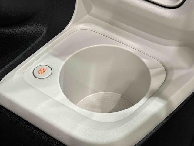 ムーヴキャンバス ストライプスＧ　バックモニター対応　電動パーキングブレーキ　ＬＥＤオートライト・フォグランプ　電動パーキングブレーキ　プッシュボタンスタート　セキュリティアラーム　バックカメラ　両側パワースライドドアウエルカムオープン機能　オート電動格納式ドアミラー（26枚目）