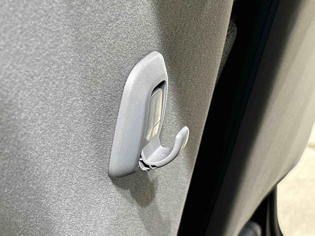 ムーヴキャンバス ストライプスＧ　バックモニター対応　電動パーキングブレーキ　ＬＥＤオートライト・フォグランプ　電動パーキングブレーキ　プッシュボタンスタート　セキュリティアラーム　バックカメラ　両側パワースライドドアウエルカムオープン機能　オート電動格納式ドアミラー（35枚目）