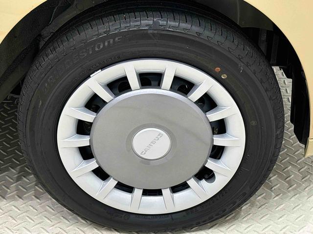 �������͑��������L�����o�X��p�z���C�g�p�[���J���[�̃z�C�[���J�o�[