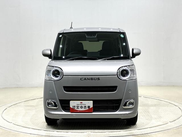 ムーヴキャンバス セオリーＧ　バックモニター対応　電動パーキングブレーキ　ＬＥＤオートライト・フォグランプ　電動パーキングブレーキ　プッシュボタンスタート　セキュリティアラーム　バックカメラ　両側パワースライドドアウエルカムオープン機能　オート電動格納式ドアミラー（6枚目）