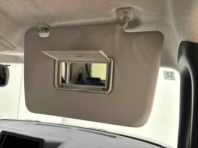 ムーヴキャンバス セオリーＧ　バックモニター対応　電動パーキングブレーキ　ＬＥＤオートライト・フォグランプ　電動パーキングブレーキ　プッシュボタンスタート　セキュリティアラーム　バックカメラ　両側パワースライドドアウエルカムオープン機能　オート電動格納式ドアミラー（28枚目）