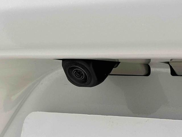 タント カスタムＲＳ　キーフリー　バックカメラ　ＬＥＤヘッドランプ　ＬＥＤオートライト　パワースライドドアウェルカムオープン機能　オート電動格納式ドアミラー　助手席ロングスライド　助手席イージークローザー　運転席助手席シートヒーター　アルミホイール　ＬＥＤフォグランプ（10枚目）