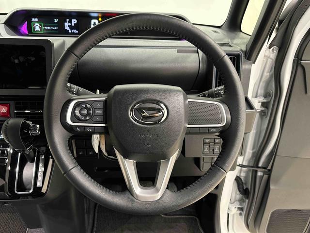 タント カスタムＲＳ　キーフリー　バックカメラ　ＬＥＤヘッドランプ　ＬＥＤオートライト　パワースライドドアウェルカムオープン機能　オート電動格納式ドアミラー　助手席ロングスライド　助手席イージークローザー　運転席助手席シートヒーター　アルミホイール　ＬＥＤフォグランプ（12枚目）
