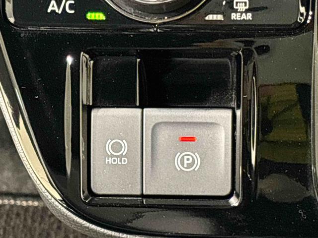 タント カスタムＲＳ　キーフリー　バックカメラ　ＬＥＤヘッドランプ　ＬＥＤオートライト　パワースライドドアウェルカムオープン機能　オート電動格納式ドアミラー　助手席ロングスライド　助手席イージークローザー　運転席助手席シートヒーター　アルミホイール　ＬＥＤフォグランプ（17枚目）