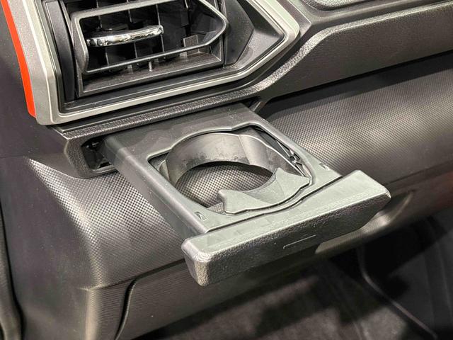 ロッキー Ｇ　カーナビ　バックモニター　ドライブレコーダー　ＥＴＣ　ＬＥＤヘッドランプ・フォグランプ　全車速追従機能付アダプティブクルーズコントロール　レーンキープコントロール　１７インチアルミホイール　シートヒーター　プッシュボタンスタート（32枚目）