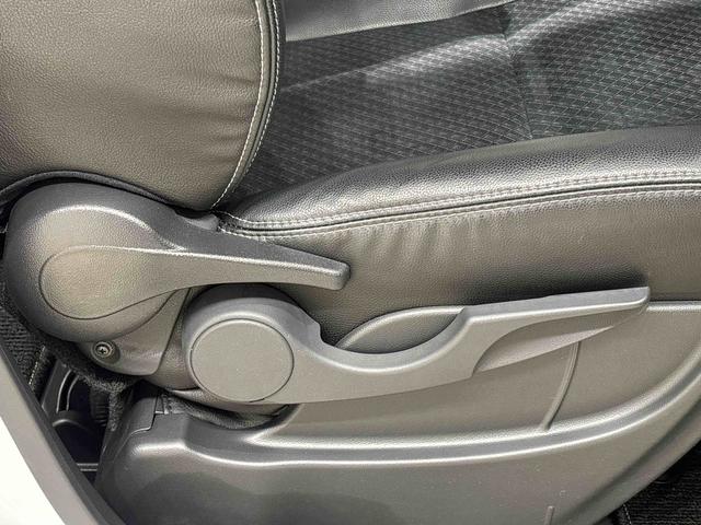 タント カスタムＸスタイルセレクション　オーディオ　バックモニター　ＬＥＤオートライト　パワースライドドアウェルカムオープン機能　オート電動格納式ドアミラー　助手席ロングスライド　助手席イージークローザー　アルミホイール　キーフリーシステム（28枚目）