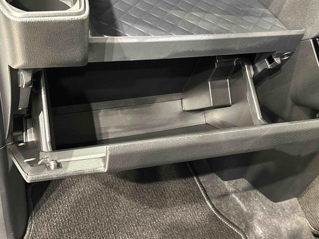 タント カスタムＸスタイルセレクション　オーディオ　バックモニター　ＬＥＤオートライト　パワースライドドアウェルカムオープン機能　オート電動格納式ドアミラー　助手席ロングスライド　助手席イージークローザー　アルミホイール　キーフリーシステム（32枚目）