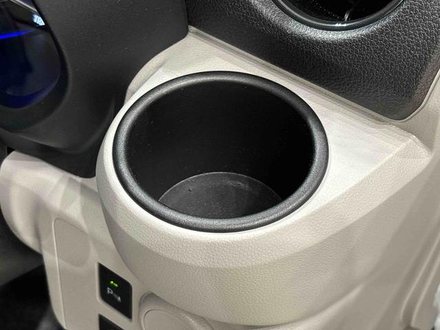 �^�]�ȑ��@�荞�ݎ��C���p�l�J�b�v�z���_�[